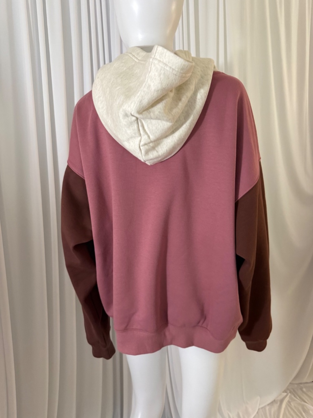 Fabletics Colorblock Pullover Hoodie Sweatshirt Mauve Brown Oatmeal Size XL NWOT - Picture 7 of 16